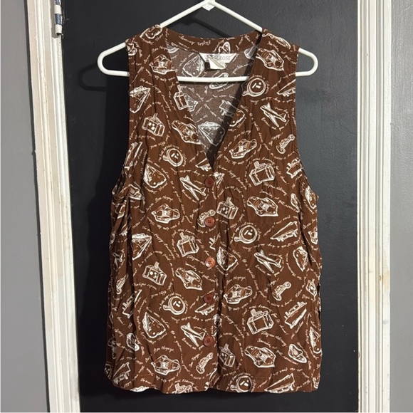 None Tops - 3/$14 Melrose Vintage Sleeveless Rayon Travel
Print Top Size: S